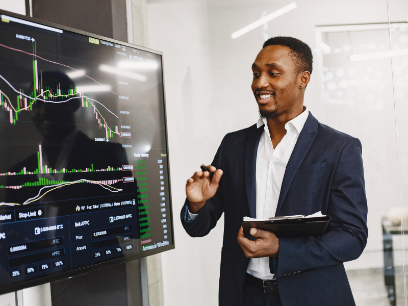 business advisor presenting data